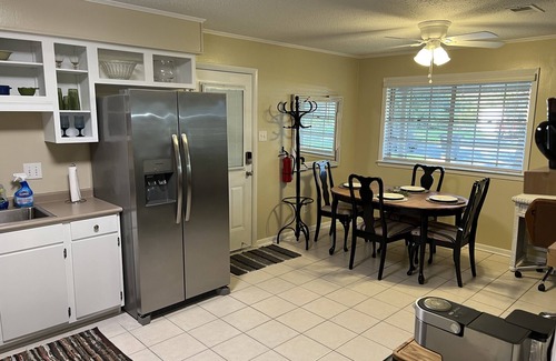 Ocean Springs Casa | Holly Hideaway - w/GOLF CART! Dog-friendly close to beach & downtown !!!