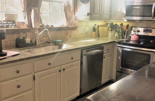 Hawkins Cabina | Holly Lake Ranch Cabin