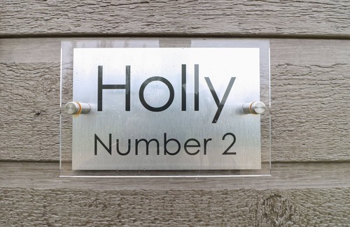 Newark Cabaña | HOLLY LODGE, family friendly, with a garden in Newark-On-Trent
