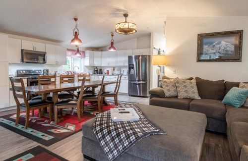 Tillamook Casa | Holly's house