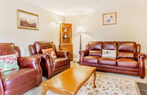 Tain Casa | Holly Tree Cottage