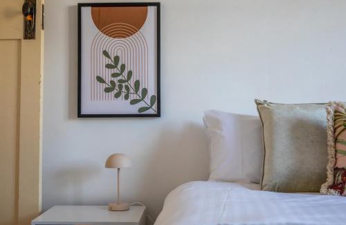 East Launceston Casa | Hollybrooke Cottage, East Launceston