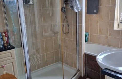 Luton Casa | Hollybush Private House