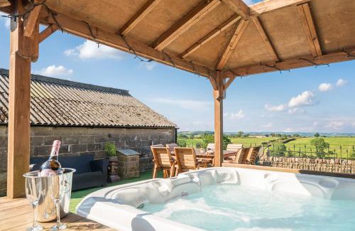 Leek Casa | HollyDale