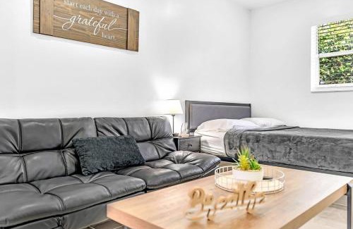 Little Ranches Casa | Hollywood Beach Boutique Vacation Studio Lb4