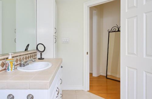 Westwood Apartamento | Hollywood Hills 2BR - Skyline Terrace