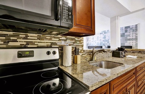 North Beach Apartamento | Hollywood Studio Near Boardwalk Free Parking
