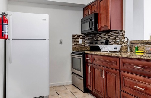 North Beach Apartamento | Hollywood Studio Near Boardwalk Free Parking