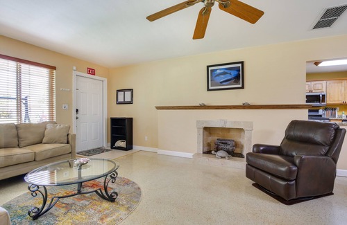 Park East Casa | Hollywood Vacation Rental ~ 4 Miles to the Beach
