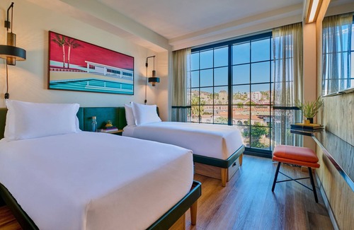 Hollywood Hotel | HOLLYWOOD VOLUME, a Tribute Portfolio Hotel