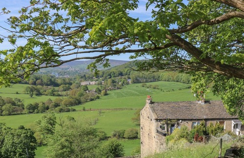 Honley Cabaña | HOLMDALE COTTAGE, family friendly in Netherton, Yorkshire