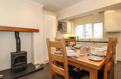 Braithwaite Cabaña | HOLME RIGG, pet friendly, character holiday cottage in Braithwaite