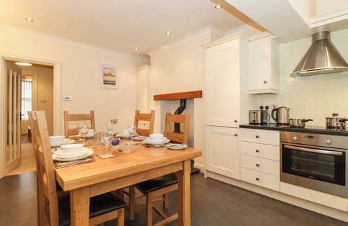 Braithwaite Cabaña | HOLME RIGG, pet friendly, character holiday cottage in Braithwaite