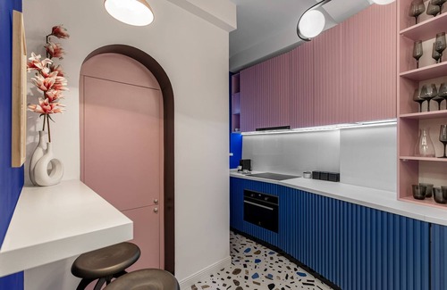 Bucharest City-Centre Apartamento | Holt - Birds of Paradise