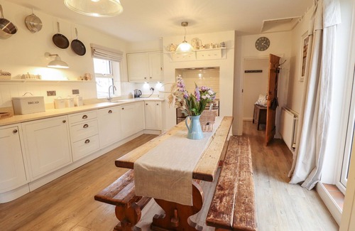 Frampton Casa | HOLT HOUSE, pet friendly, character holiday cottage in Bicker