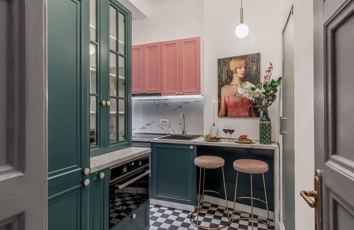 Bucharest City-Centre Apartamento | Holt - The Great Gatsby
