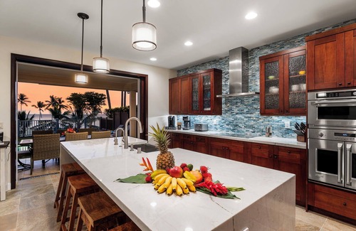 Keauhou Casa | Holua Moana Hale: Spectacular Oceanfront Home with Private Pool & Spa