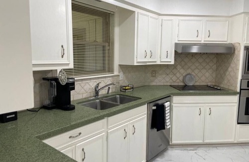 Tougaloo Casa | Holy Grail On Sunnyvale