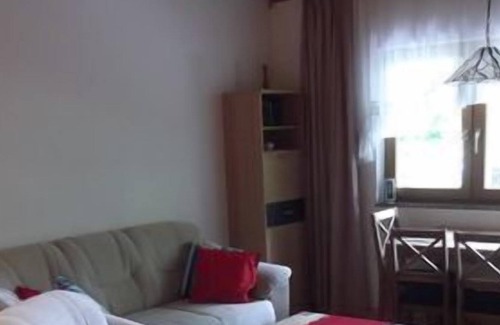 Caputh Apartamento | Holzhaus 60 qm mit Garten, 2 Schlafzimmer für Max. 3 Personen