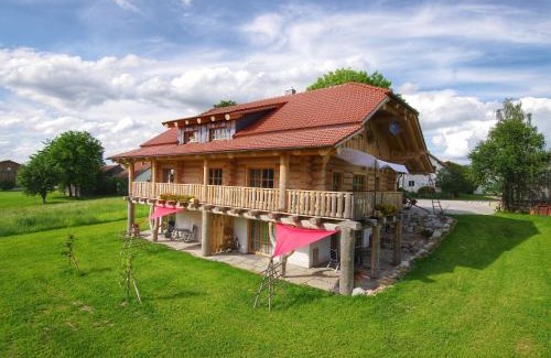 Untertraubenbach Apartamento | Holzhaus Lugerhof