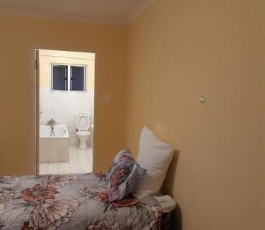 Pinetown Apartamento | holzner 52