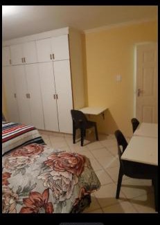 Pinetown Apartamento | holzner 52