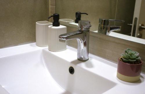 Nunoa Apartamento | HOM I Amplio depto 1D1B Metro Plaza Egaña Parking PE203