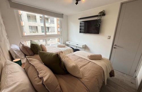 Downtown Santiago Apartamento | HOM I Depto con Parking 2D2B 5PAX MovistarArena
