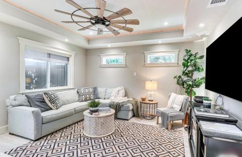 Zilker Casa | Home 1 Mi to Zilker Park and Barton Springs Pool!