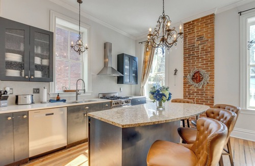 Lafayette Square Casa | Home 2 Mi to Dtwn St Louis: Great for Families!