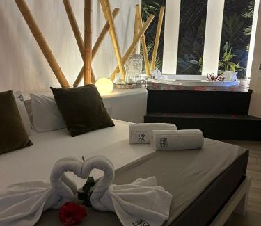 Bisceglie Cama Y Desayuno | HOME 3 Luxury Suite