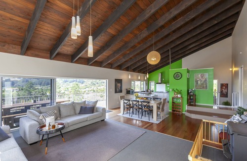 Paraparaumu Casa | Home amongst the native bush