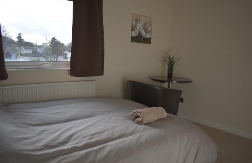 Cribbs Causeway Casa | Home and a Stay