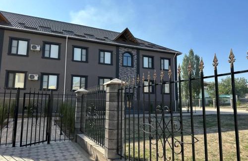 Shymkent Apartamento | Home Apartment Luxe