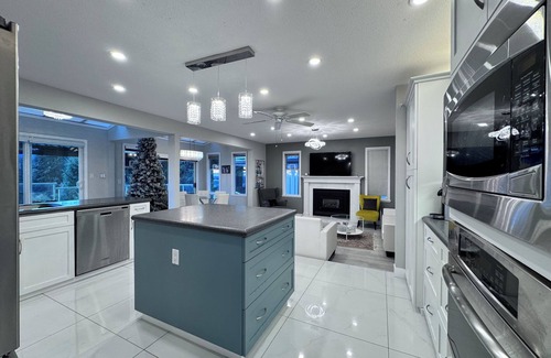Upper Lonsdale Casa | Home Away from Home OCEAN view