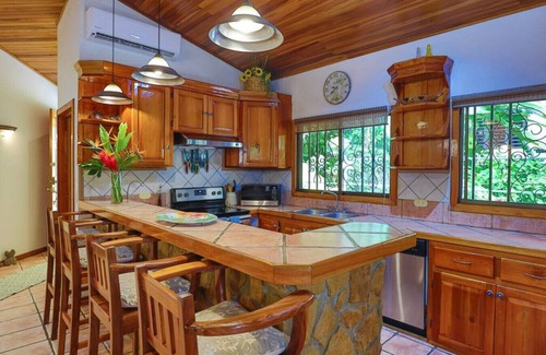Valle Pura Vida Villa | Home away from Home 3 bed/2 bath