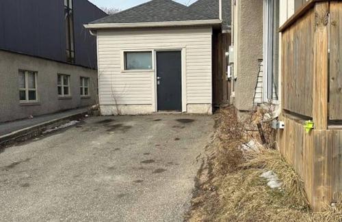 Downtown Niagara Falls Casa | Home Away From Home 2BD by TIG Management