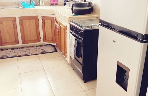 Spanish Town Apartamento | Home away from home - Jamaica 1 Bedroom self contained Apartment