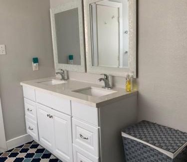 Kingwood Casa | Home Away From Home 10-minutes IAH airport-Hospital-malls-Restaurants