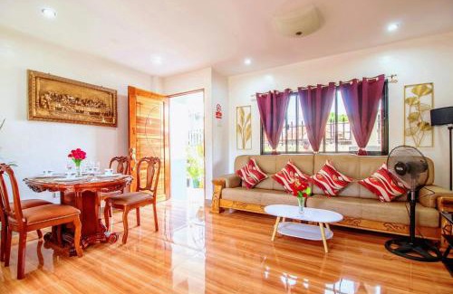Liloan Apartamento | Home Away From Home 2BR Apartment 6 Minutes Drive to Grand Mall WiFi, Netflix & Free Parking