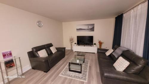 Fort Gary Casa | Home away from home - 6 bedroom fantastic bungalow