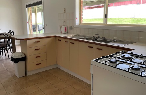 Raglan Casa | Home Away From Home