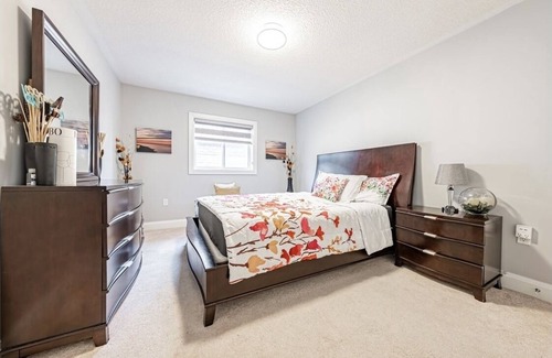 Hamilton Casa | Home Away from Home