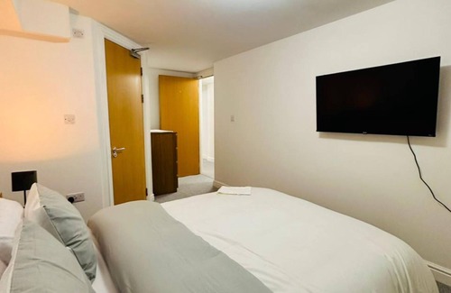Derby Apartamento | Home Away From Home- City Centre Gem