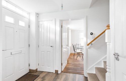 Birmingham Casa | Home away from Home French luxury in Birmingham