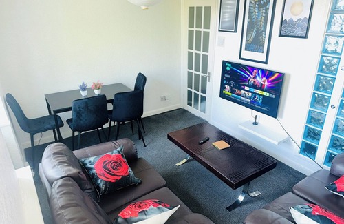 Downham Apartamento | Home Away From Home