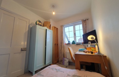 Woking Cama Y Desayuno | Home away from home