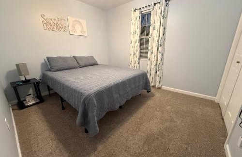 Bastian Casa | Home Away from Home~King Master w/Ensuite