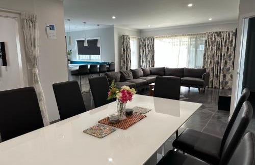 Napier Casa | Home Away from Home