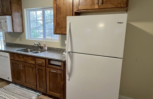 Neosho Casa | Home Away From Home on Ridgewood Road